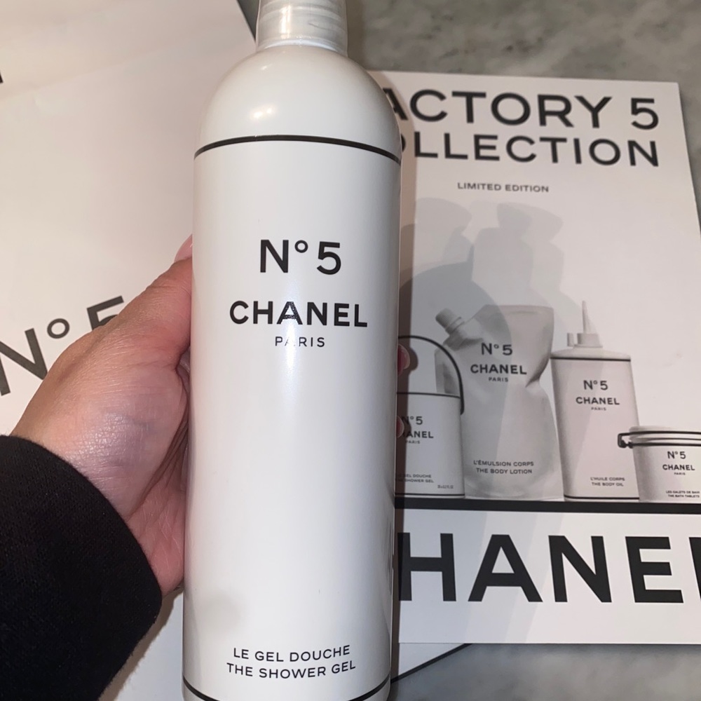Chanel Factory N5 shower gel